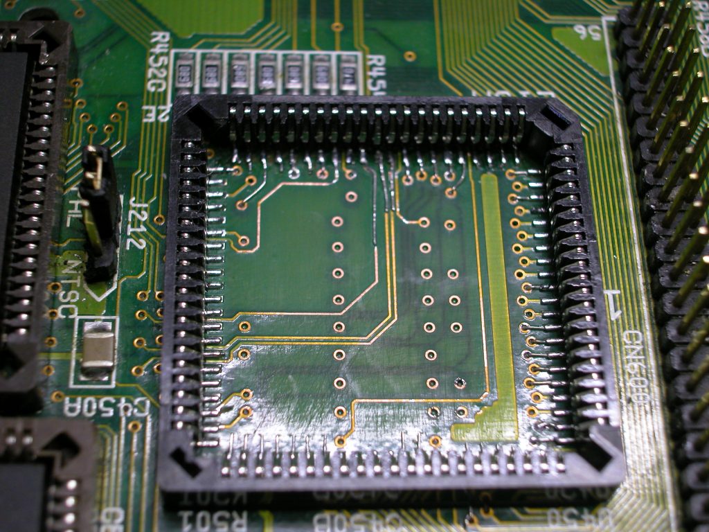 Un support est maintenant bien soudé, prêt à recevoir Lisa.