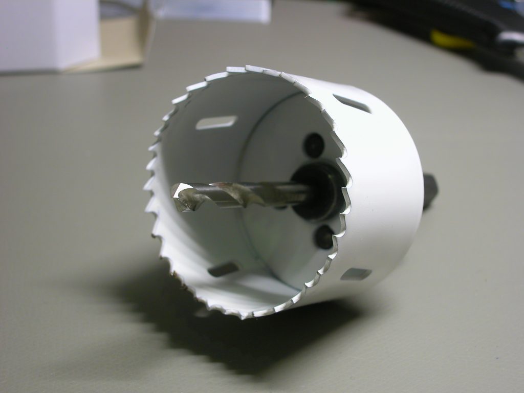 Trépan de diamètre 80.